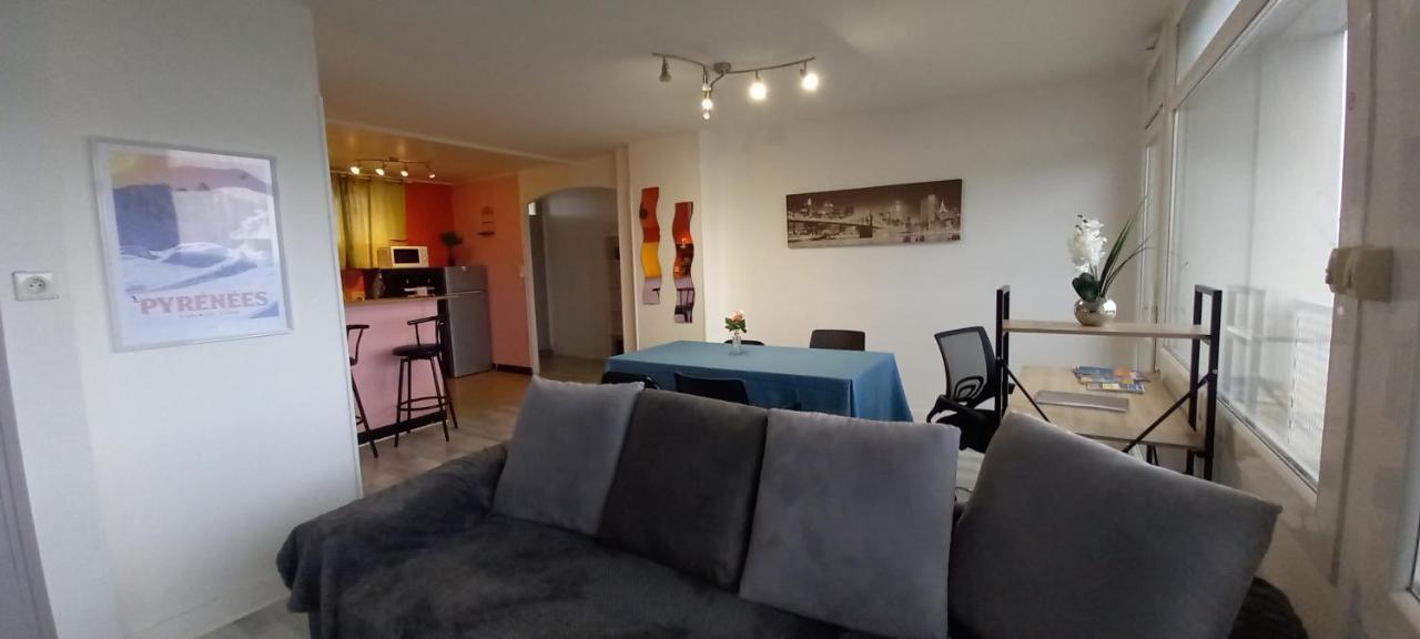 Cap Sud - 53M2- Vue Pyrenees- Hypercentre-Wifi Fibre -Nouvelle Literie Leilighet Tarbes Eksteriør bilde